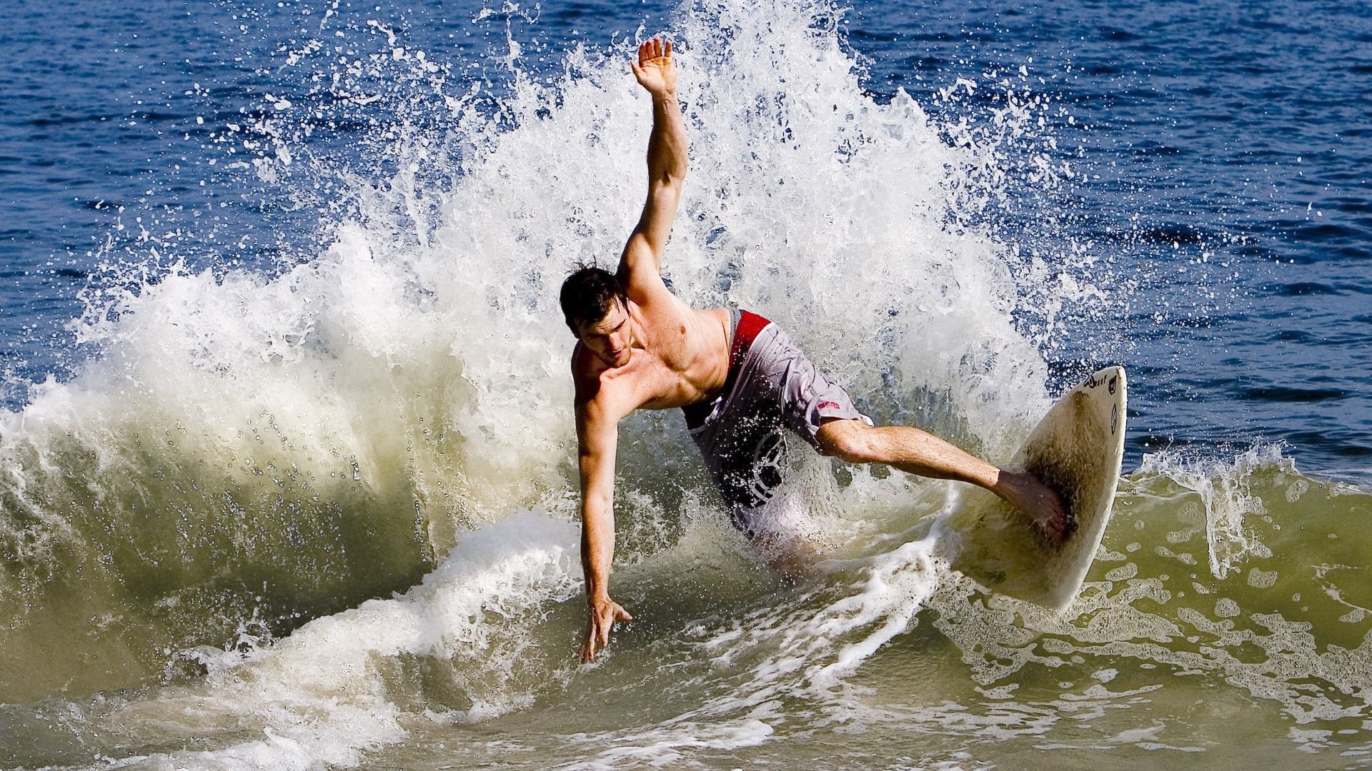 辽宁队制霸山西队，英格拉姆成为关键先生，当个人英雄主义遇见团队霸业